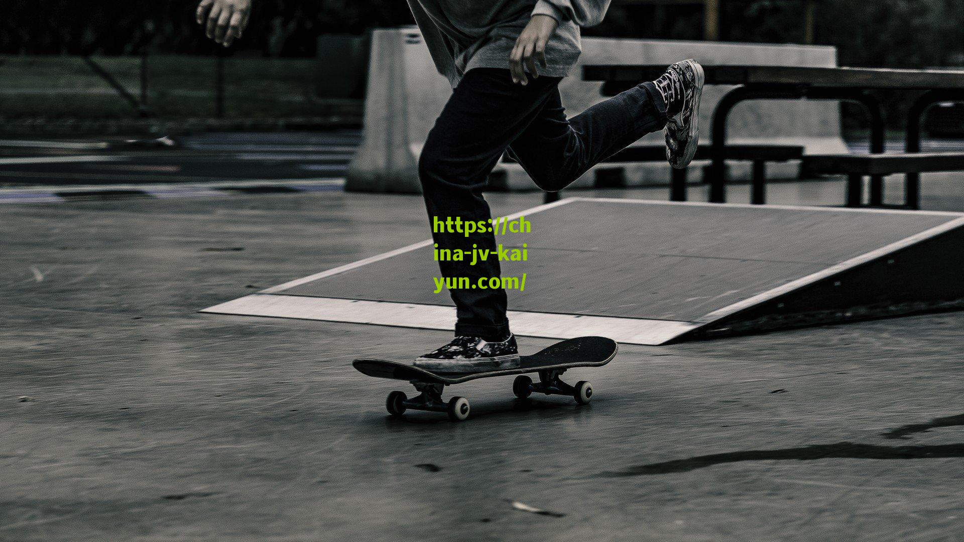 湖人管理层强硬表态，尊重詹姆斯领袖地位，但拒绝干涉建队自主权