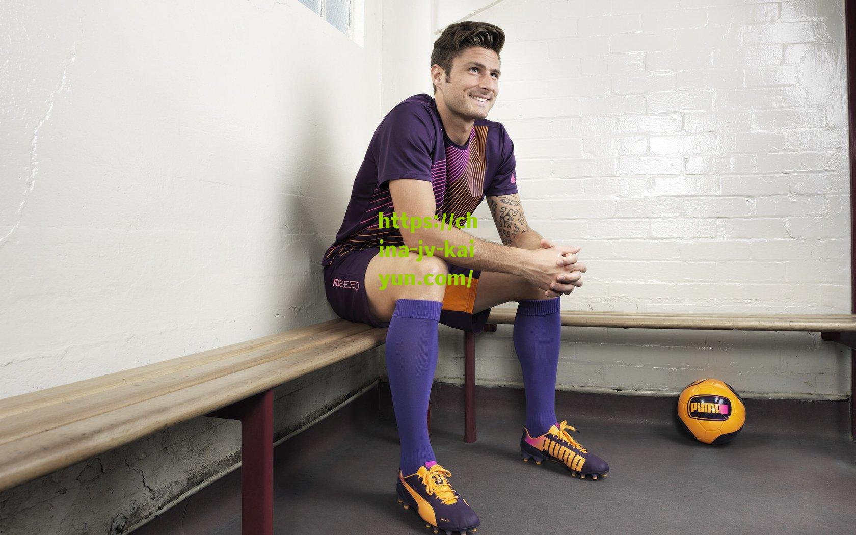 丁威迪中国行告别闽南 下午转战贵阳引热潮